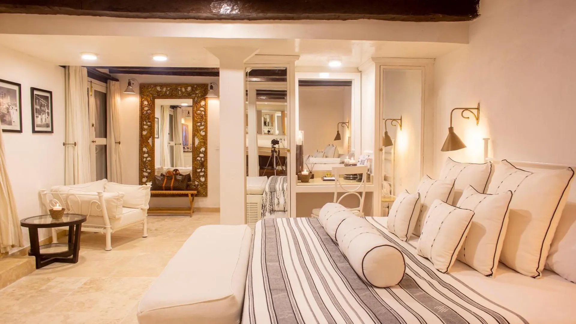 Leones De Alba Hotel Boutique Cartagena