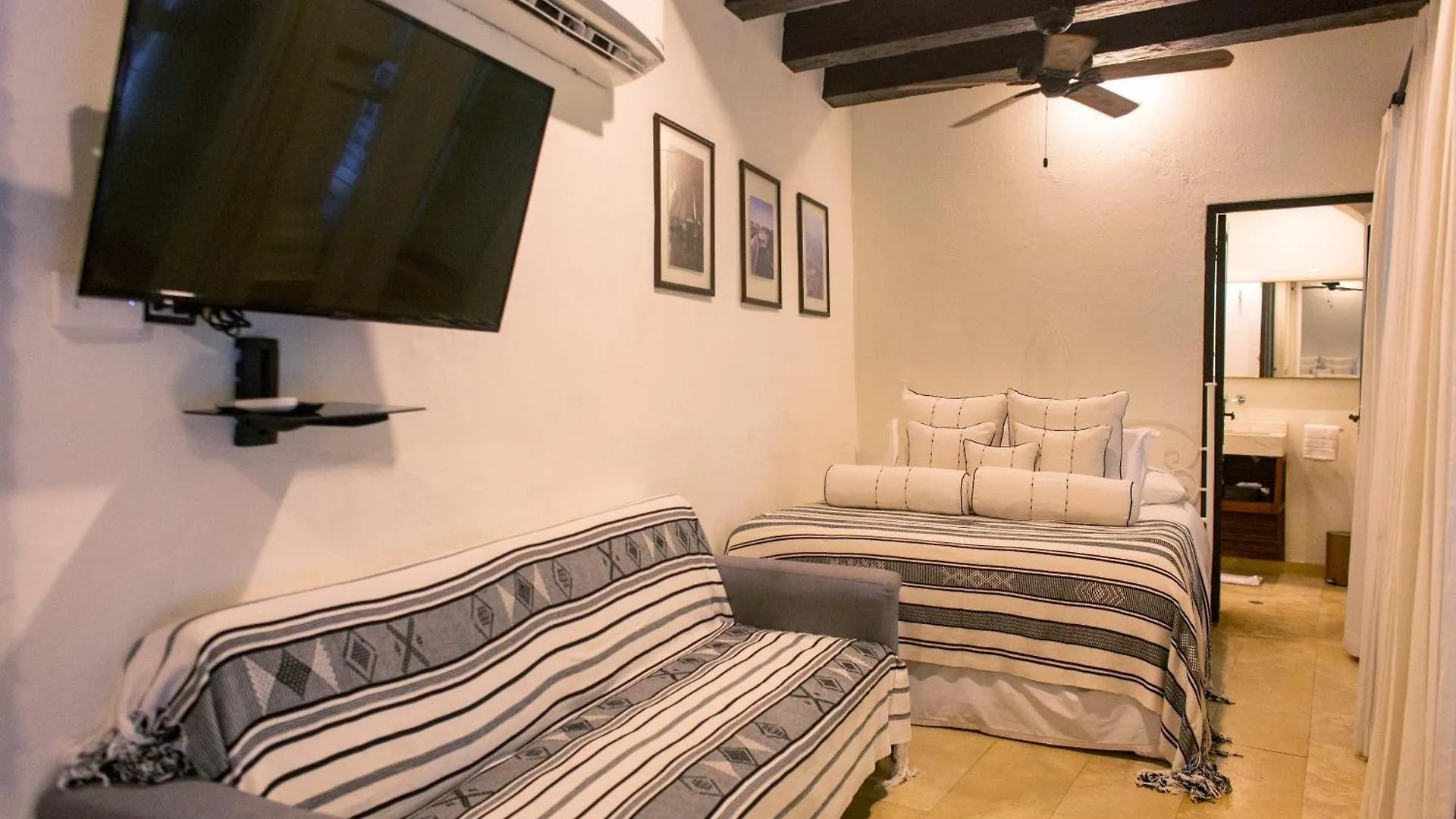 Leones De Alba Hotel Boutique Cartagena